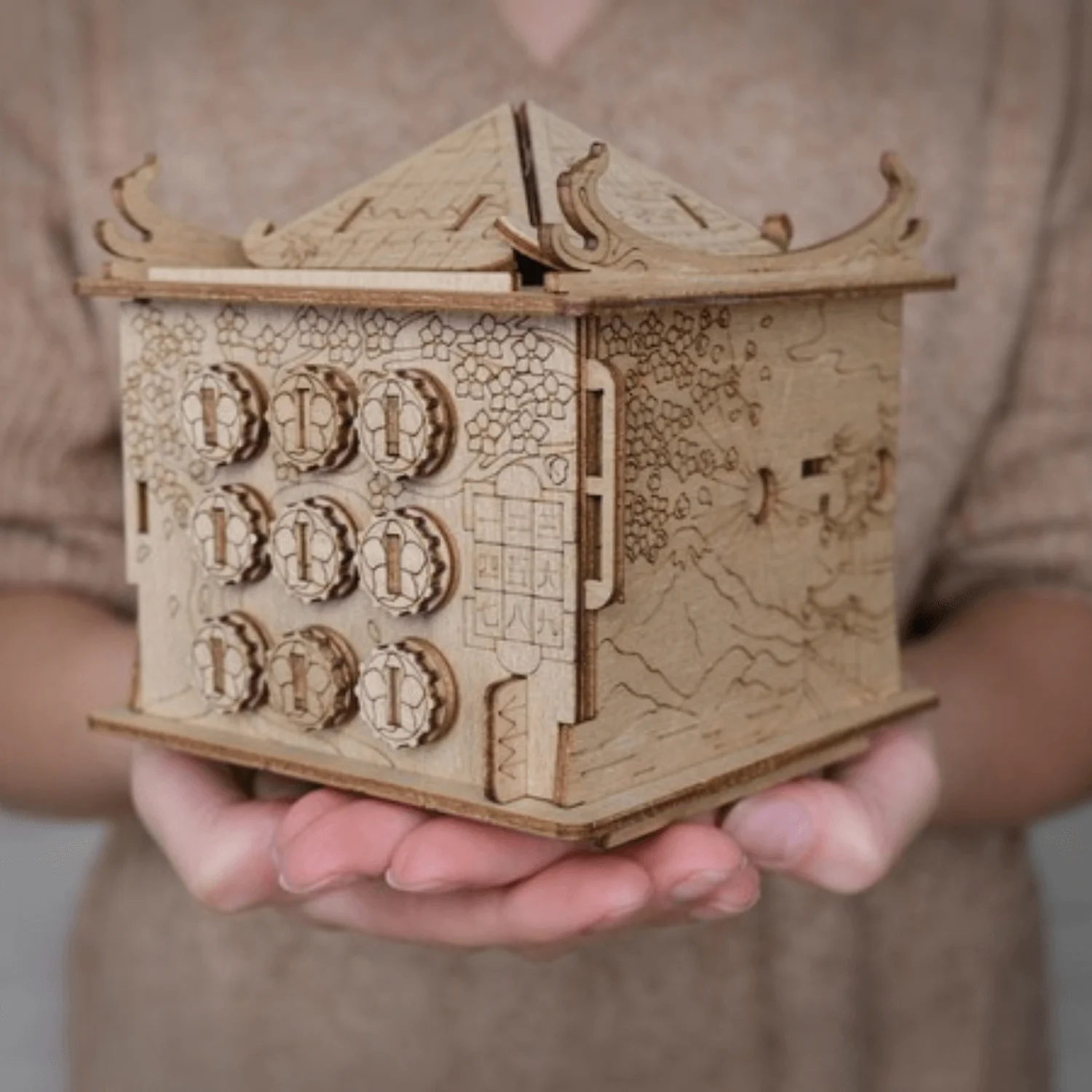 Miniature 1